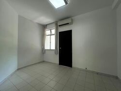 Watten Estate Condominium (D11), Condominium #559157961